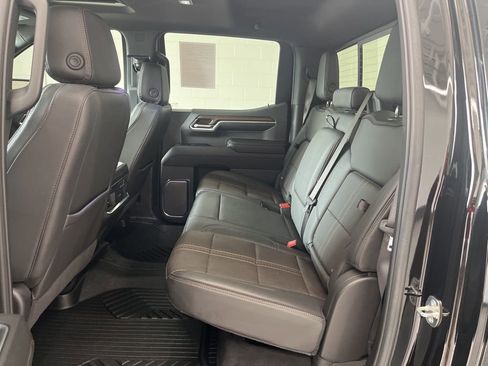 Used 2024 Chevrolet Silverado 1500 High Country w/ Midnight Edition image 33