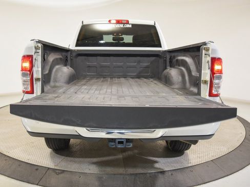 Used 2022 RAM 2500 Tradesman w/ Chrome Appearance Group image 11