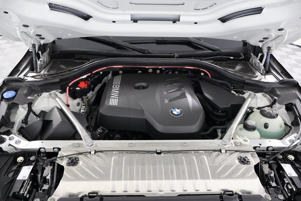 Used 2025 BMW X3 xDrive30i w/ Convenience Package AWD/4WD image 9