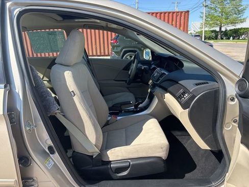 Used 2014 Honda Accord EX image 13