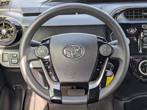 Used 2018 Toyota Prius C Two image 20