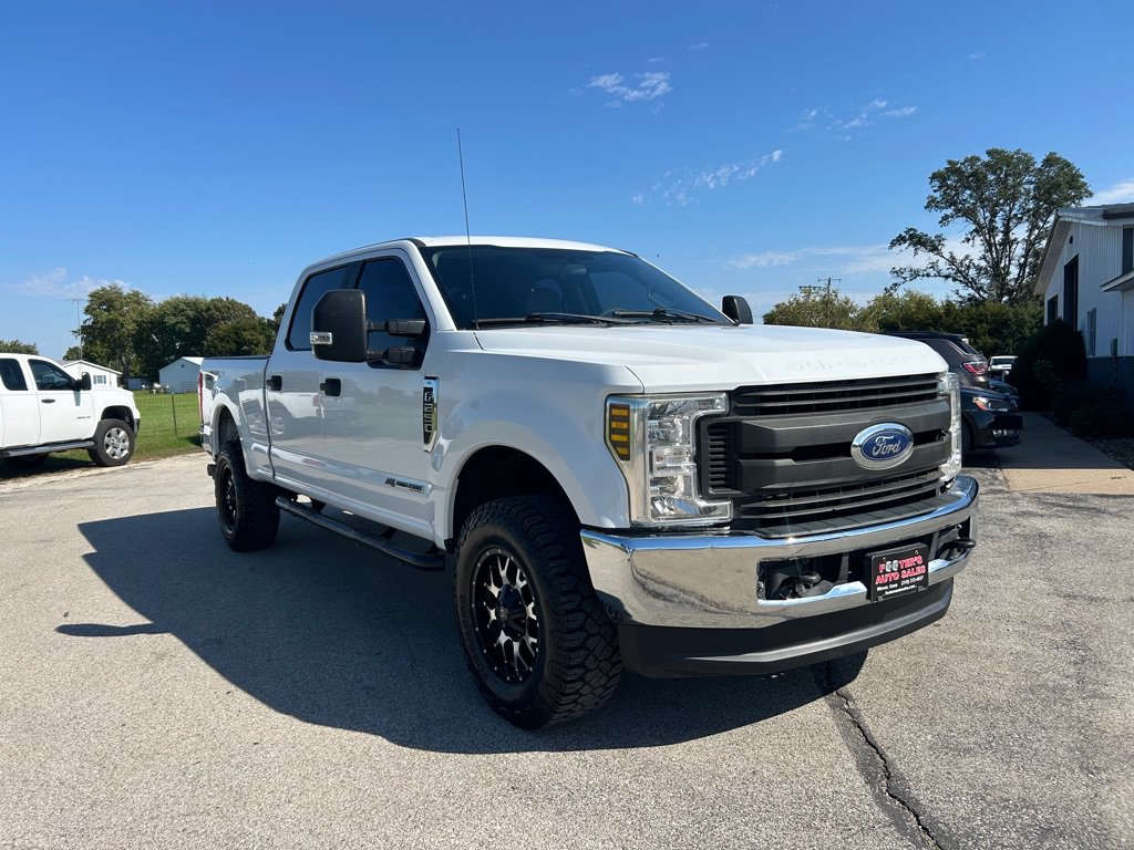 Used 2019 Ford F250 XL w/ Power Equipment Group AWD/4WD image 3