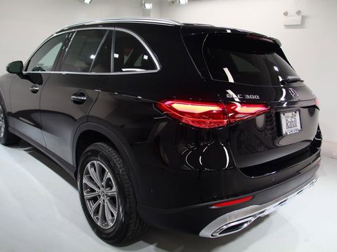 Certified 2026 Mercedes-Benz GLC 300 4MATIC image 3
