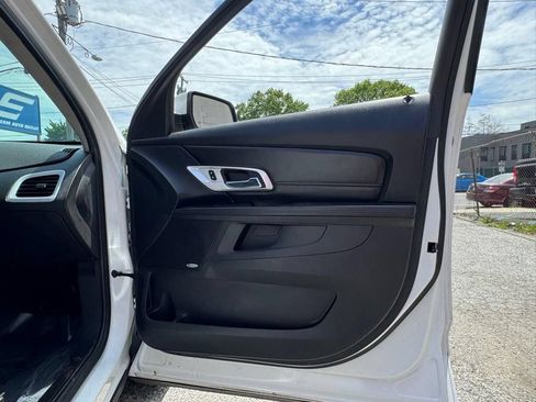 Used 2017 GMC Terrain SLE w/ Convenience Package AWD/4WD image 11
