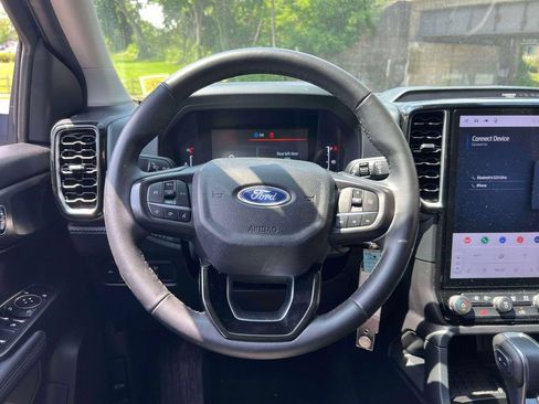 Used 2025 Ford Ranger XLT w/ Equipment Group 301A High AWD/4WD image 14