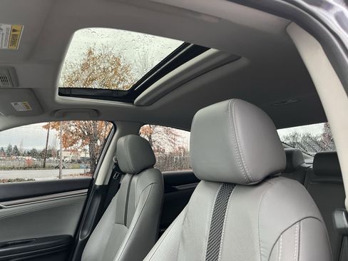 Used 2020 Honda Civic EX-L image 19