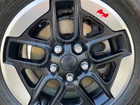 Used 2020 Jeep Wrangler Unlimited Rubicon w/ Uconnect 4C Nav & Sound Group image 33