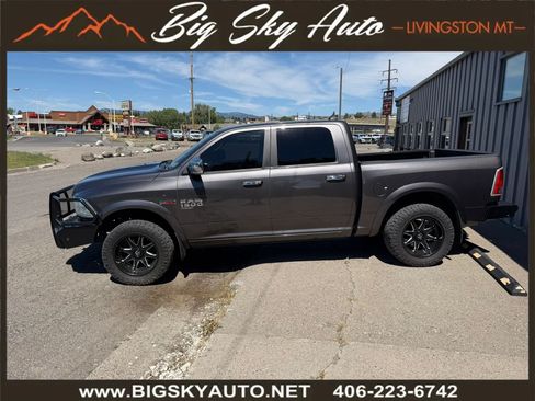 Used 2019 RAM 1500 Laramie w/ Convenience Group AWD/4WD image 4