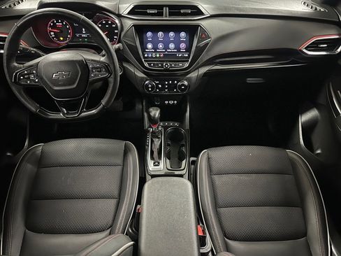 Used 2022 Chevrolet TrailBlazer RS w/ Convenience Package image 2