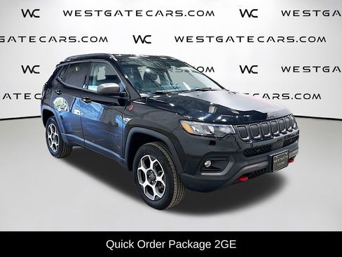 Used 2022 Jeep Compass Trailhawk w/ Trailhawk Convenience Group image 2