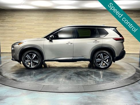 Used 2023 Nissan Rogue Platinum AWD/4WD image 11