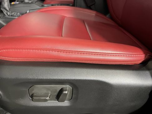 Used 2024 Jeep Wrangler Unlimited Rubicon 392 image 24