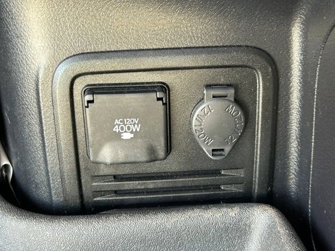 Used 2021 Toyota 4Runner SR5 Premium w/ Moonroof Package AWD/4WD image 14