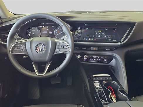 Used 2023 Buick Envision Avenir image 9