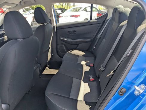 Used 2025 Nissan Sentra SV FWD image 13