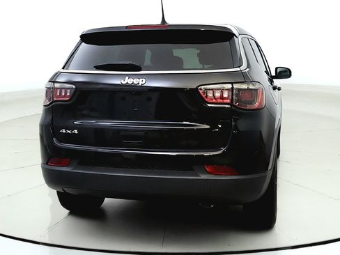 Used 2024 Jeep Compass Sport AWD/4WD image 6