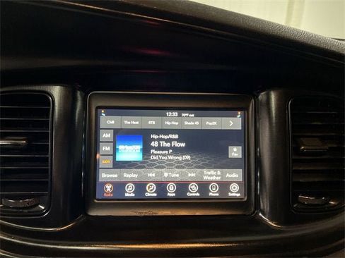 Used 2021 Dodge Charger SXT w/ Blacktop Package image 13