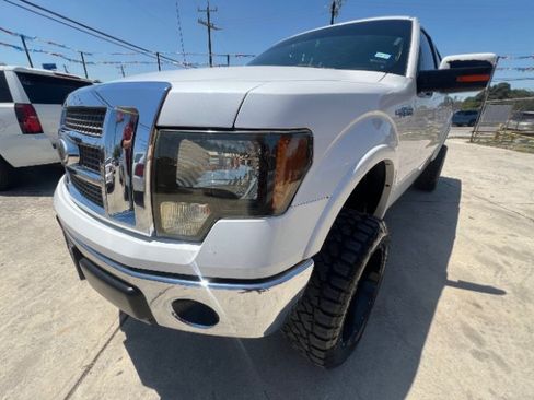 Used 2010 Ford F150 Lariat RWD image 1