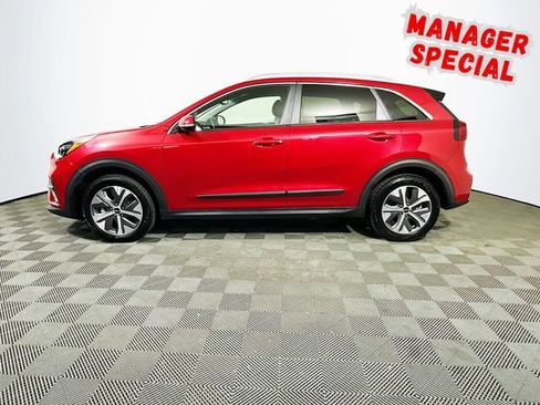 Used 2022 Kia Niro EX FWD image 5