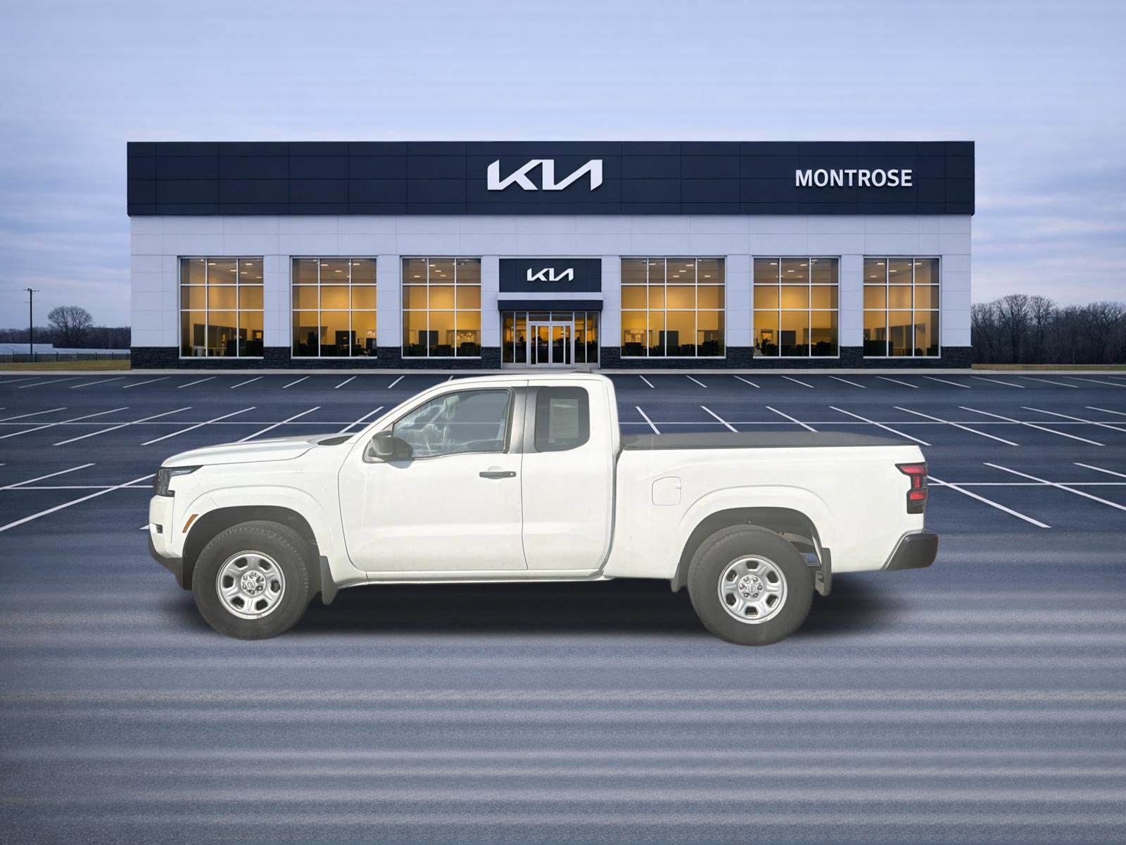 Used 2022 Nissan Frontier S AWD/4WD image 9