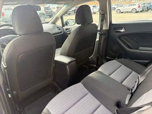 Used 2015 Kia Forte EX image 17