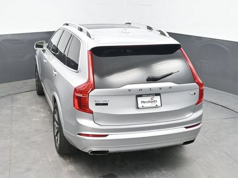 Used 2018 Volvo XC90 T6 Momentum w/ Convenience Package AWD/4WD image 36