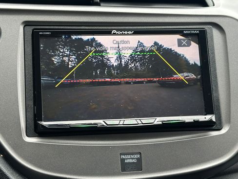 Used 2013 Honda Fit image 23