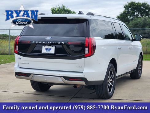 Certified 2025 Ford Expedition Max Platinum AWD/4WD image 3