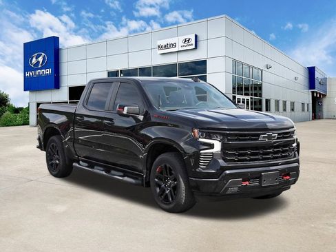 Used 2025 Chevrolet Silverado 1500 RST w/ Redline Edition RWD image 3