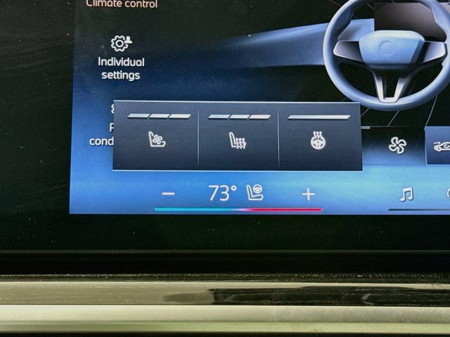 Used 2026 BMW X7 xDrive40i w/ M Sport Package AWD/4WD image 21