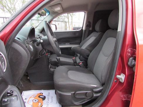 Used 2009 Chevrolet HHR LS image 16