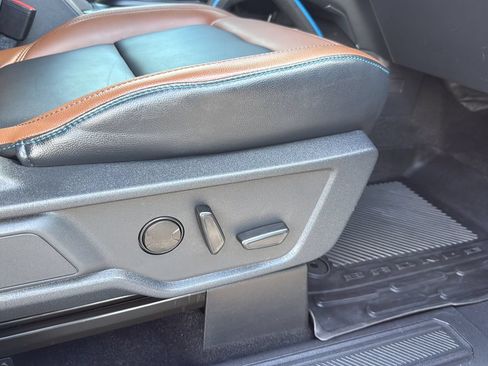 Used 2023 Ford Bronco Outer Banks AWD/4WD image 24