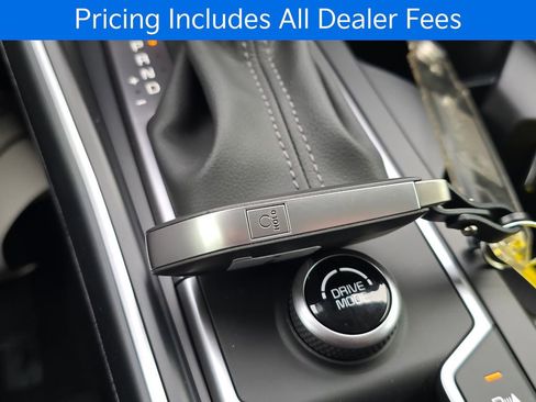 New 2026 Kia Sorento S w/ S Panoramic Sunroof Package FWD image 18