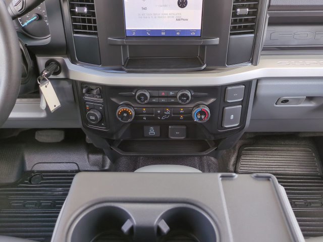 New 2026 Ford F250 XL w/ XL Chrome Package AWD/4WD image 19