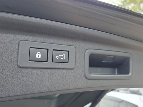 Used 2020 Subaru Forester Touring w/ Popular Package #2 image 16