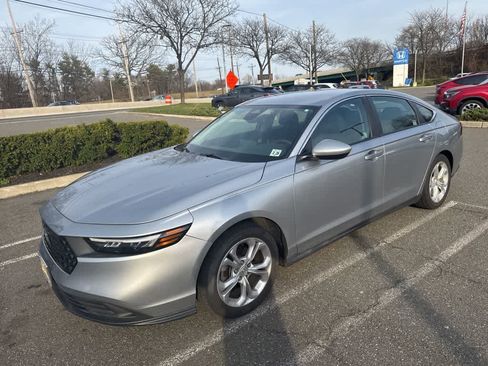 Used 2023 Honda Accord LX image 4