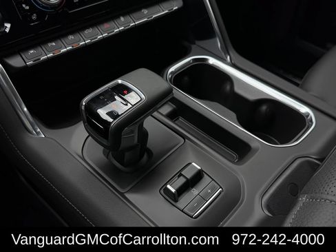 New 2026 GMC Sierra 1500 Denali AWD/4WD image 15