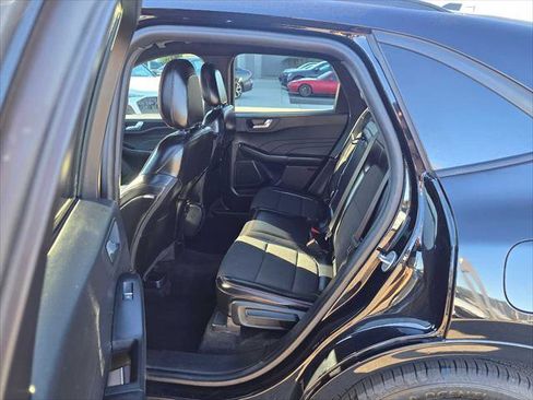 Used 2024 Ford Escape ST-Line image 18