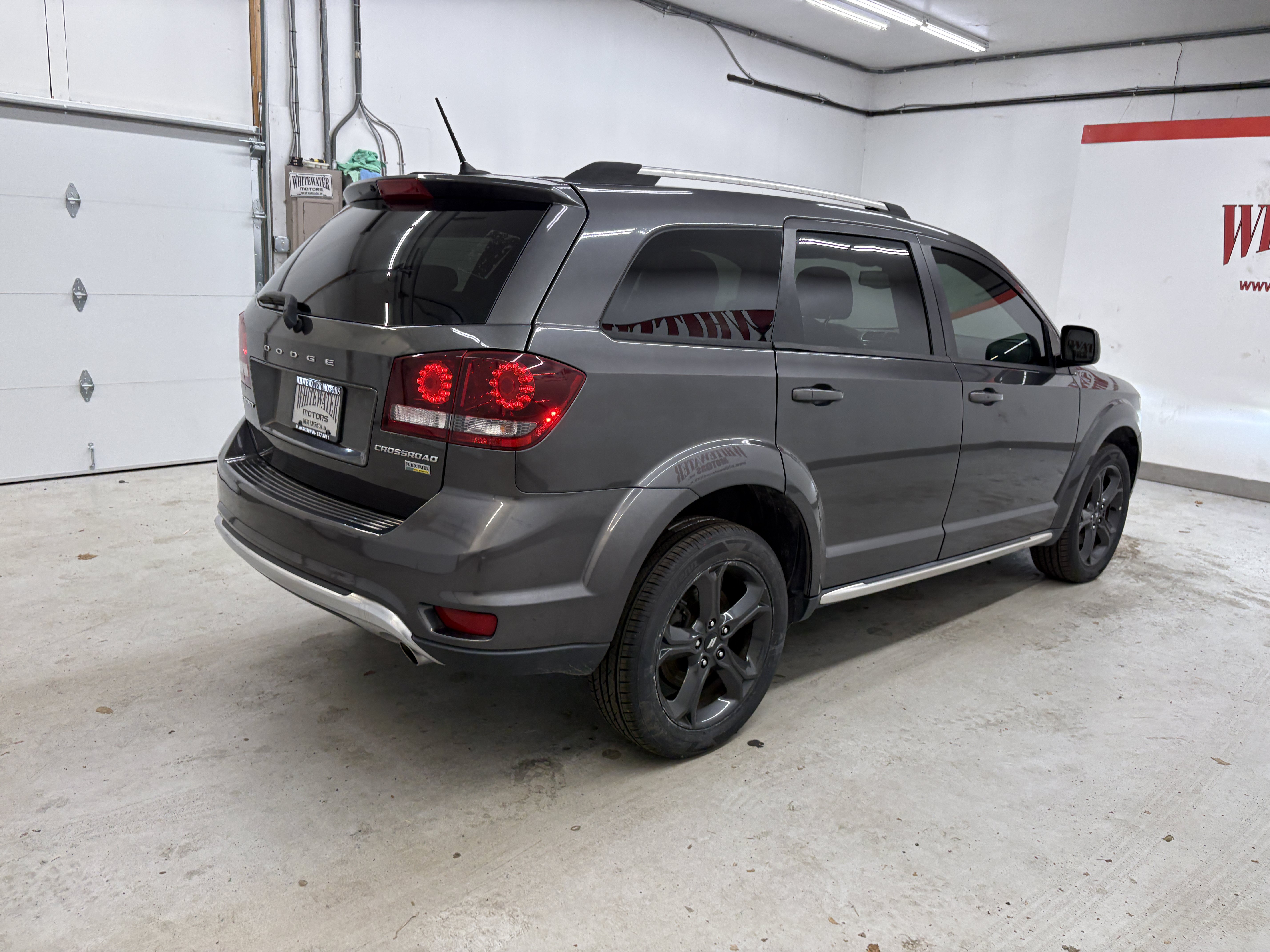 Used 2018 Dodge Journey Crossroad FWD image 4