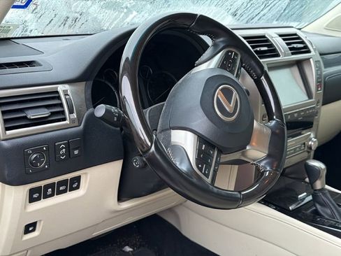 Used 2021 Lexus GX 460 Premium w/ Premium Plus Package AWD/4WD image 12