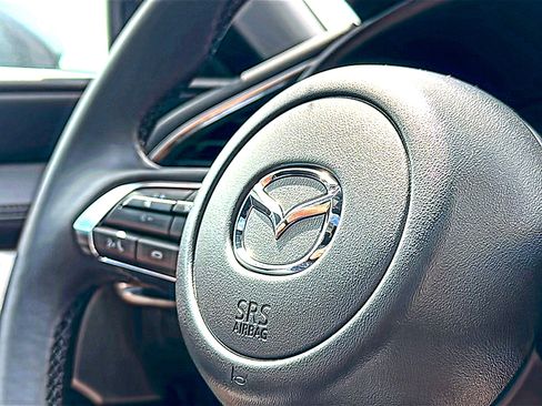 New 2026 MAZDA MAZDA3 2.5 S Hatchback w/ Premium Pkg FWD image 21