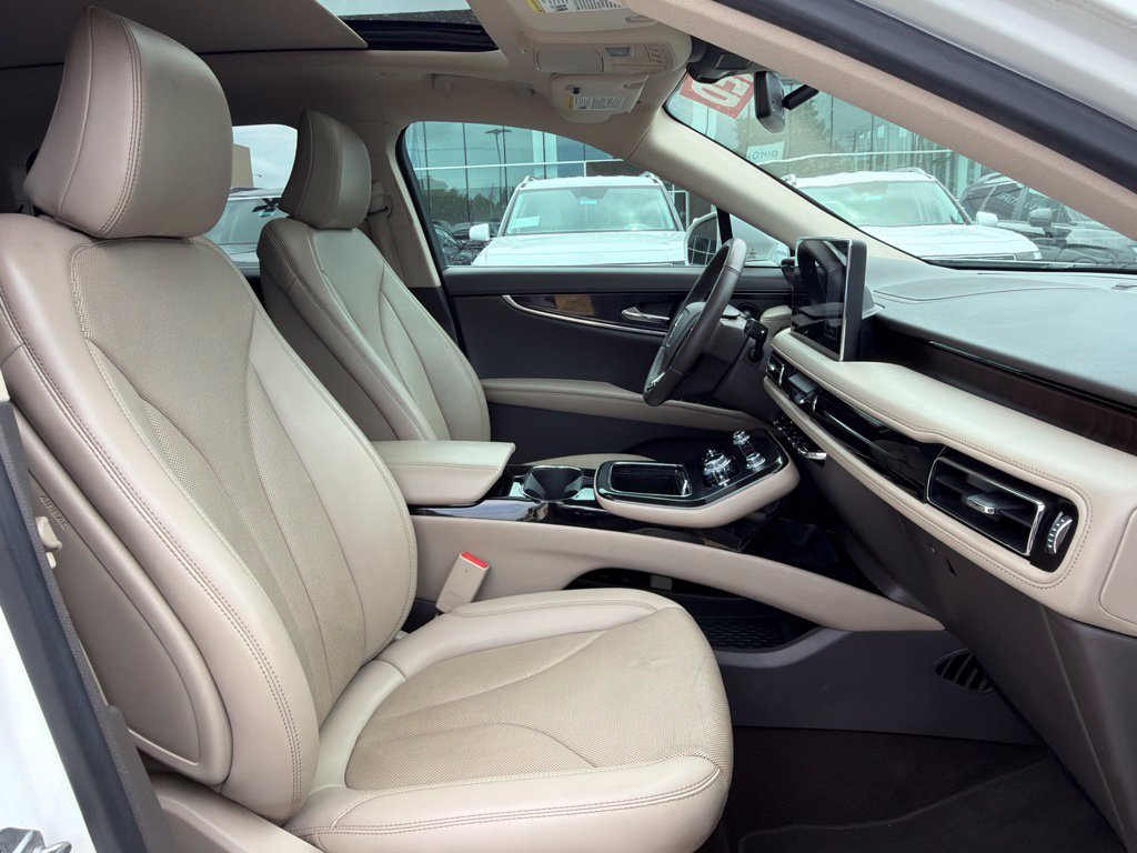 Used 2022 Lincoln Nautilus Reserve w/ Luxury Package FWD image 33