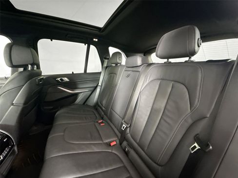 Used 2020 BMW X5 xDrive50i w/ Executive Package image 33