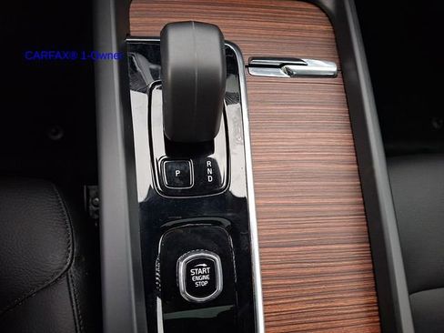 Certified 2023 Volvo XC60 B5 Plus w/ Protection Package Premier image 17