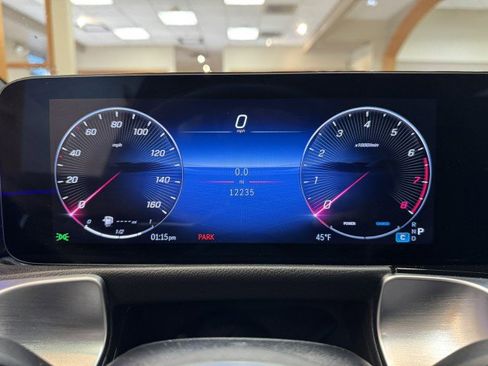 Used 2024 Mercedes-Benz GLB 250 w/ Exclusive Package image 10