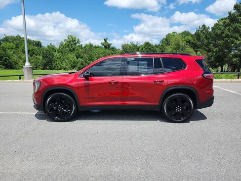 Certified 2026 GMC Acadia Elevation w/ Black Edition AWD/4WD image 2