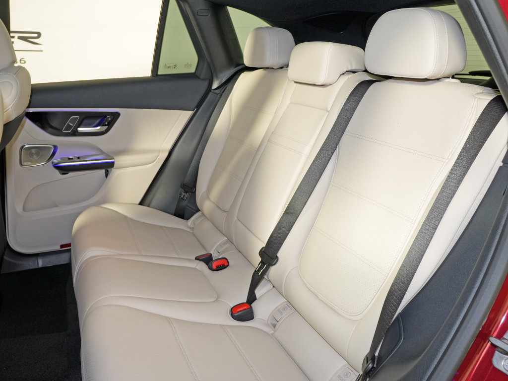 Certified 2026 Mercedes-Benz GLC 300 4MATIC image 28