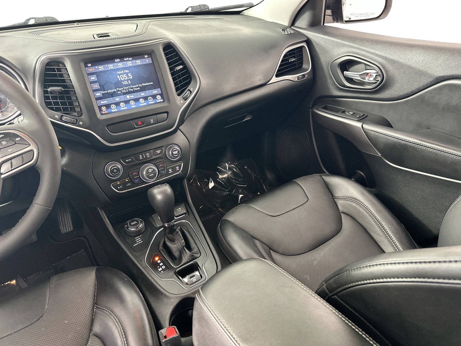 Used 2022 Jeep Cherokee Latitude Lux AWD/4WD image 22