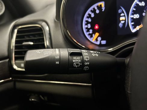 Used 2019 Jeep Grand Cherokee High Altitude image 14