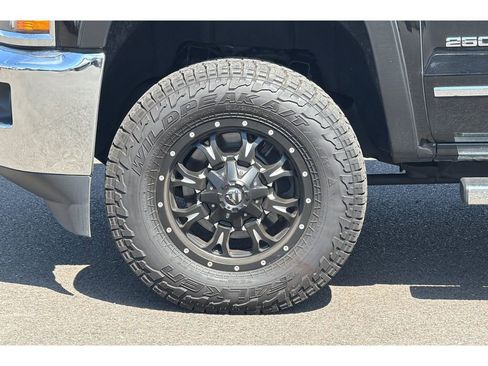 Used 2015 Chevrolet Silverado 2500 LTZ AWD/4WD image 26
